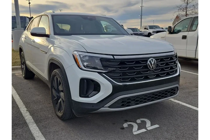 $32500 : Volkswagen Atlas Cross Sport image 4