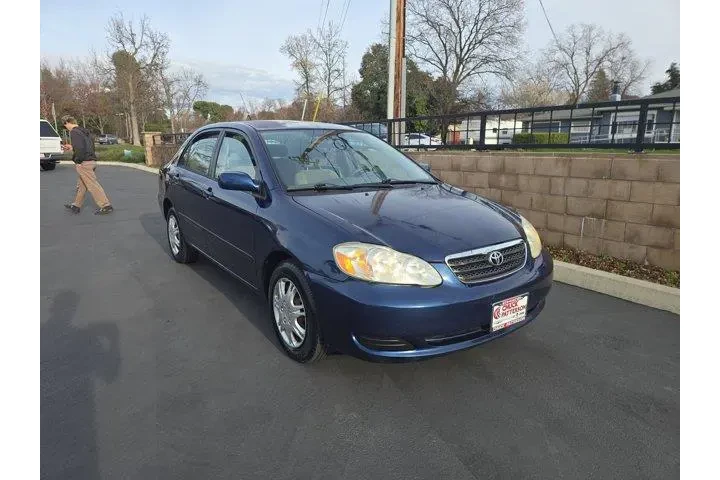 $7995 : Toyota Corolla 2007 LE 4dr S image 1