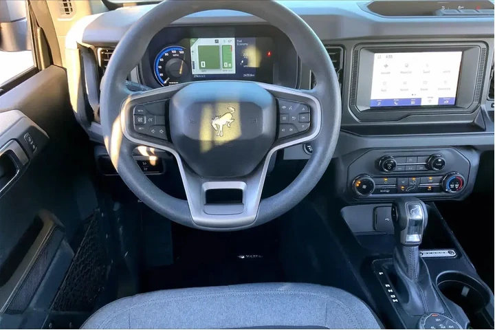 $36526 : Ford Bronco 2023 4x4 Base 4d image 6