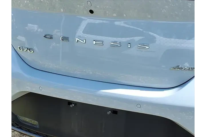 $28995 : Genesis G70 2023 2.0T 4dr Se image 7