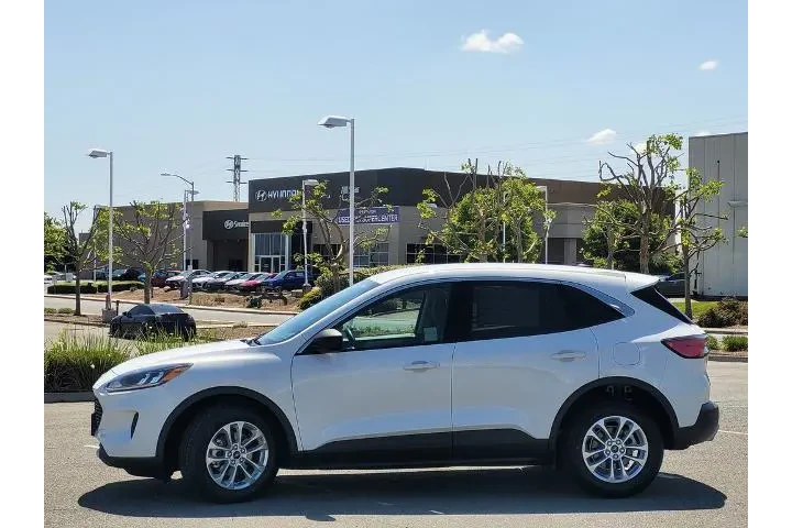 $23800 : Ford Escape Hybrid 2022 SE 4 image 7
