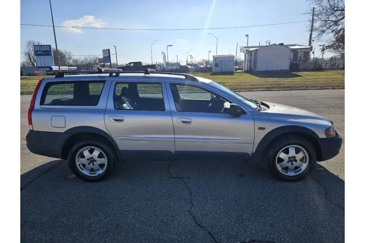 $1995 : 2004 XC70 image 5