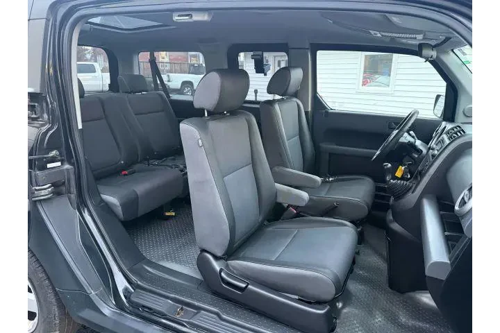$6199 : Honda Element 2005 AWD EX 4d image 5
