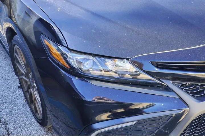 $27991 : Toyota Camry Hybrid 2023 SE image 2