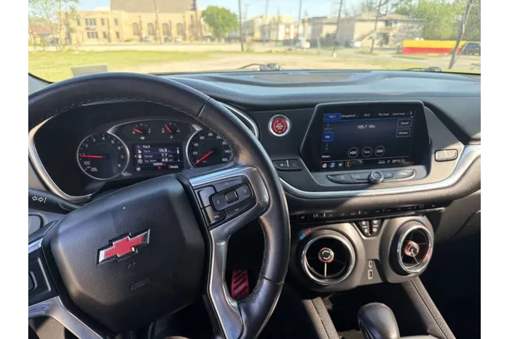 2020 Blazer LT image 10
