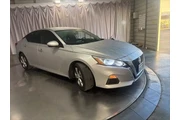 $9999 : Nissan Altima 2020 2.5 S 4dr thumbnail