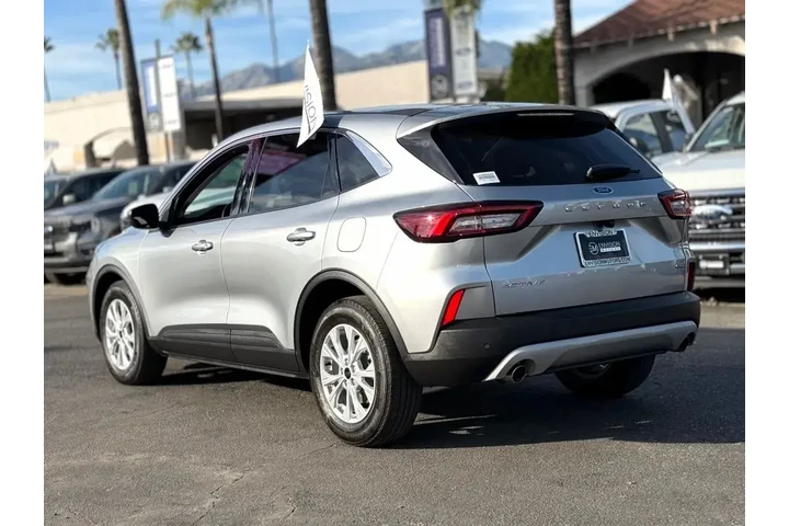 $21995 : Ford Escape Hybrid 2023 Acti image 6