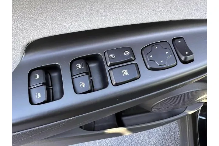 $19999 : Hyundai KONA 2023 AWD SEL 4d image 9