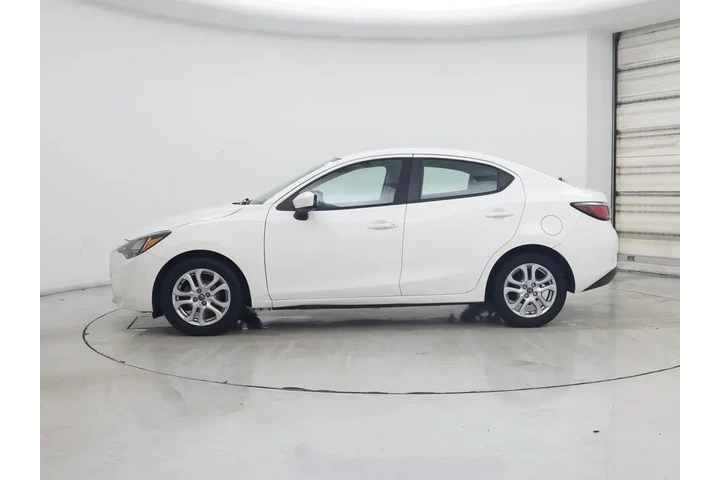 $13599 : Toyota Yaris iA 2017 4dr Sed image 3