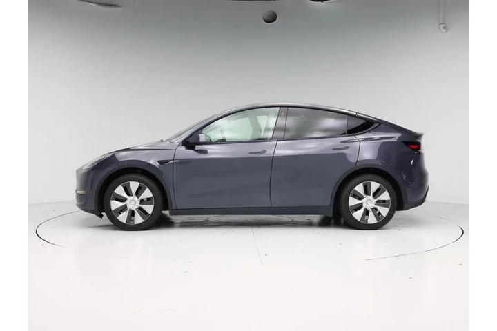 $30998 : Tesla Model Y 2021 AWD Long image 3
