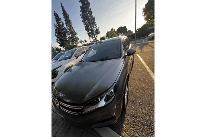 $7000 : Volkswagen Tiguan 2012 image 2