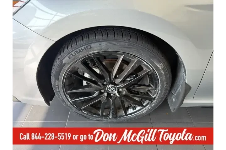 $33596 : Toyota Camry 2024 XSE V6 4dr image 8