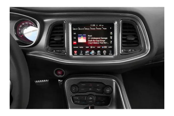 $38978 : Dodge Challenger 2015 SRT He image 10