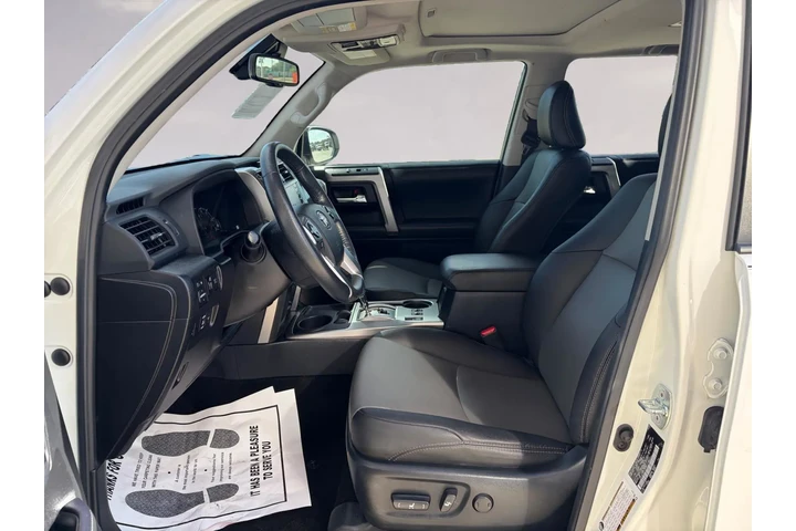 $38995 : Toyota 4Runner 2023 4x2 SR5 image 9