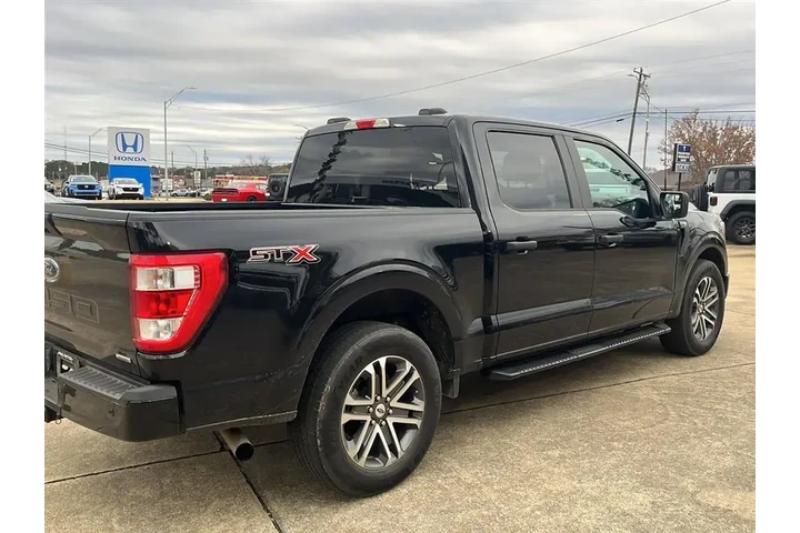 $26983 : Ford F-150 2021 4x2 Lariat 4 image 8