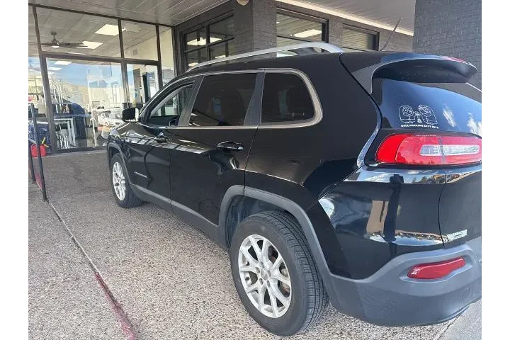 $11878 : Jeep Cherokee 2018 Latitude image 2