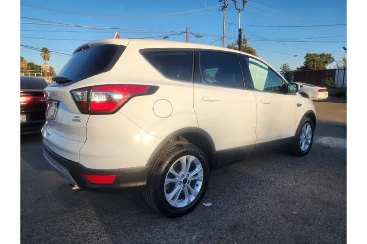 $10999 : 2017 Escape SE image 5