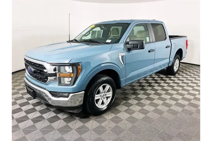 $33800 : Ford F-150 2023 4x2 XLT 4dr image 3