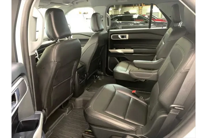 $31988 : Ford Explorer 2022 AWD XLT 4 image 9