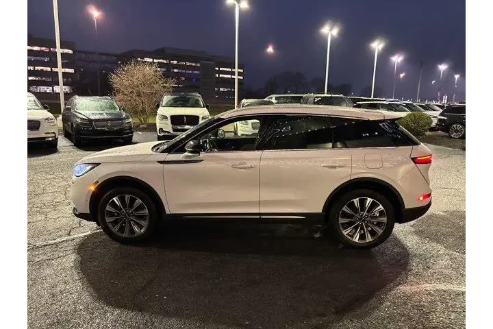 $30985 : Lincoln Corsair 2022 AWD Res image 4