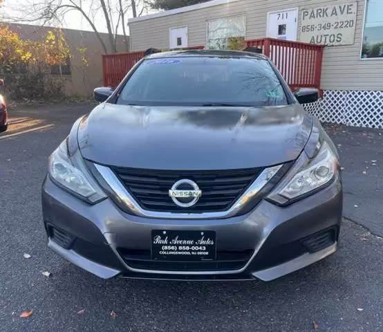 $5800 : 2016 Altima 2.5 S image 3