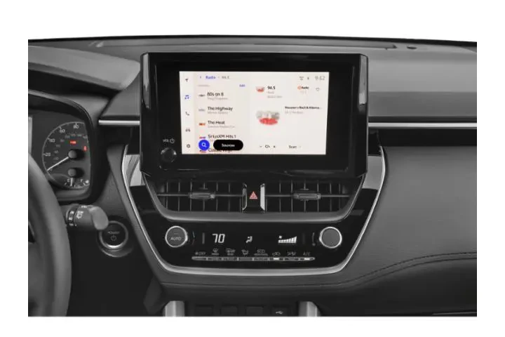 $28754 : Toyota Corolla Cross Hybrid image 10