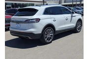 $29995 : Lincoln Nautilus 2022 AWD Re thumbnail