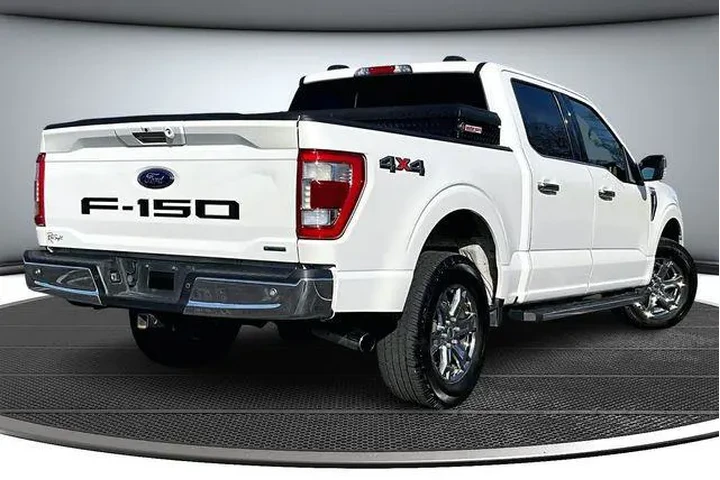 $30900 : Ford F-150 2021 4x4 Lariat 4 image 6