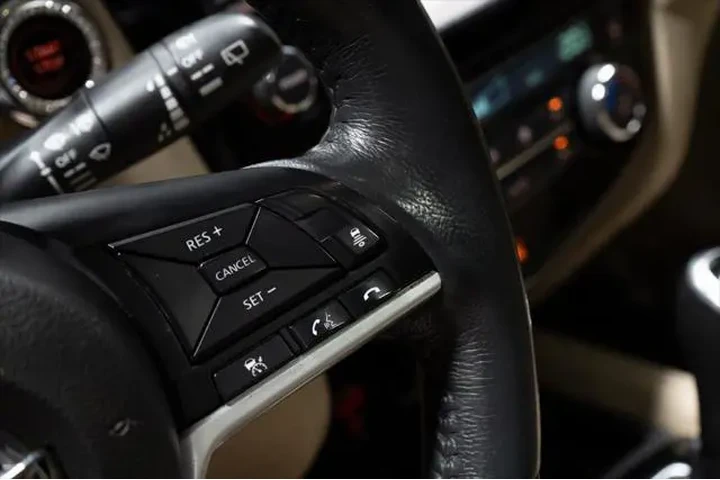 $15882 : Nissan Rogue 2017 AWD S 4dr image 9