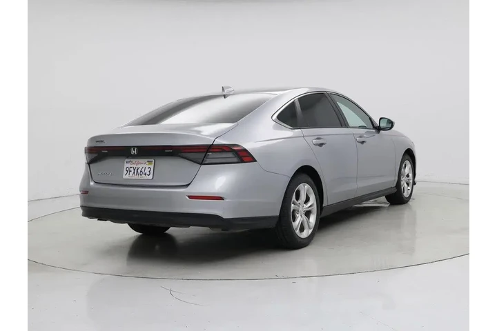 $23998 : Honda Accord 2023 LX 4dr Sed image 8