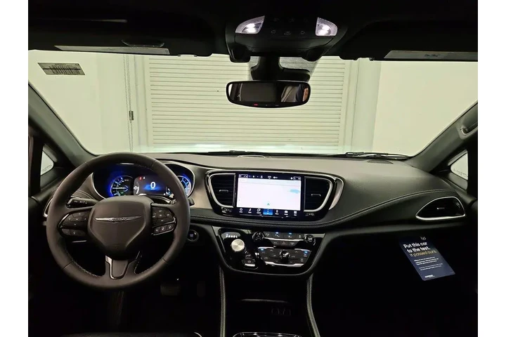 $27998 : Chrysler Pacifica Hybrid 202 image 9