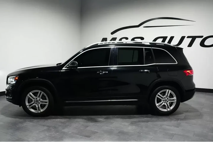 $21108 : 2020 GLB 250 image 3