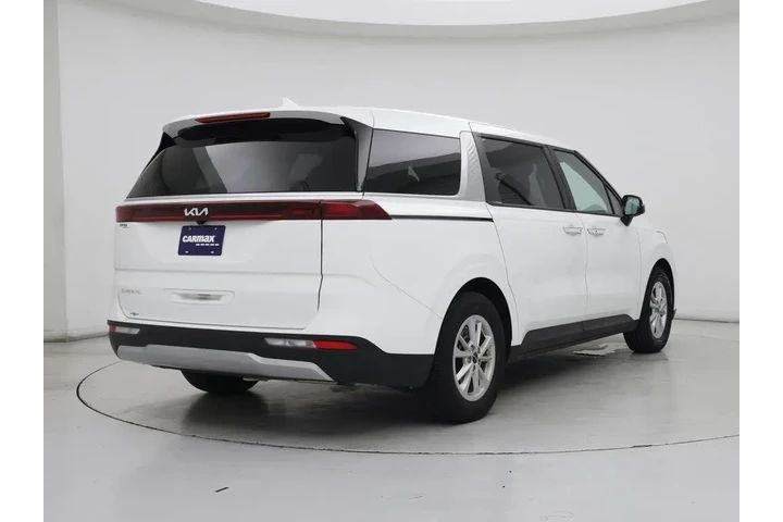 $31998 : Kia Carnival 2024 LX 4dr Min image 8