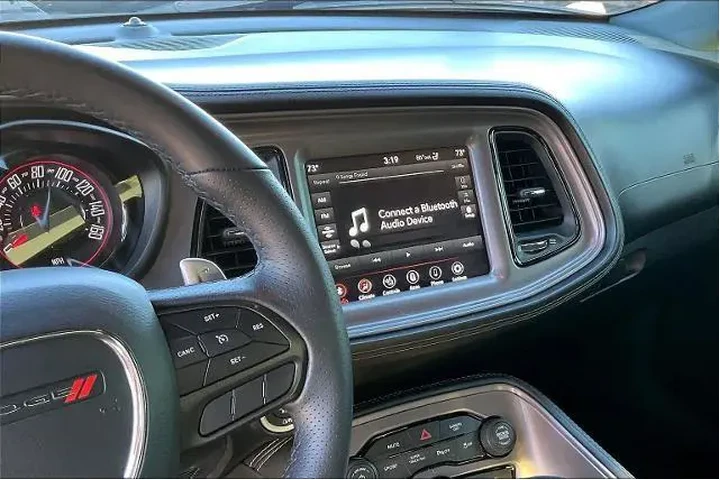 $37350 : Dodge Challenger 2023 R/T 2d image 6