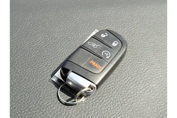 $35998 : Dodge Durango 2023 AWD GT 4d image 10