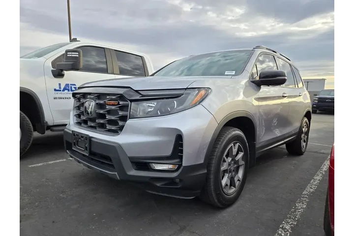 $32991 : Honda Passport 2023 AWD Trai image 2