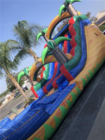 Toros mecánicos-waterslide image 6