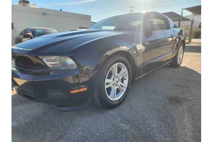 $5995 : 2012 Mustang V6 image 2