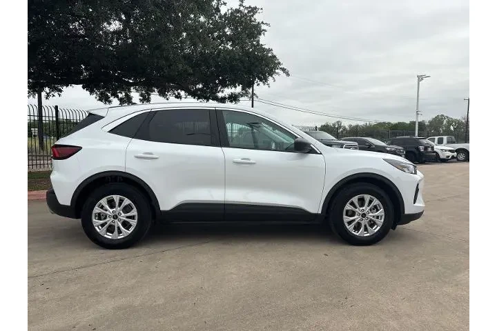 $23773 : Ford Escape 2024 Active 4dr image 2