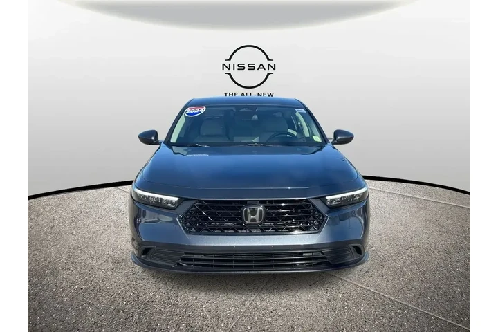 $22995 : Honda Accord 2024 LX 4dr Sed image 2