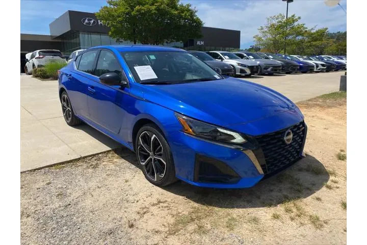 $20920 : Nissan Altima 2025 2.5 SR 4d image 8