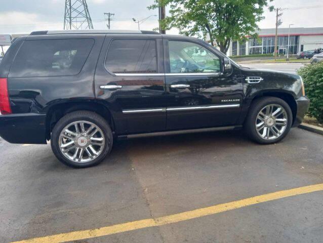 $12900 : 2013 Escalade Platinum Edition image 3