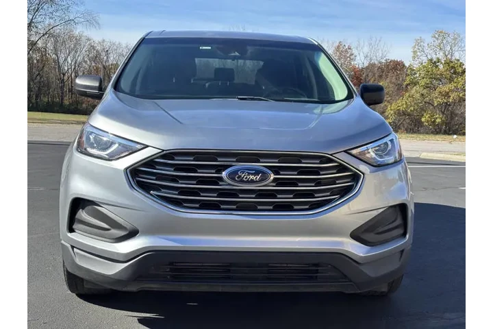 $12999 : 2020 Edge SE image 3