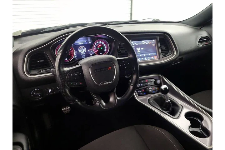 $38998 : Dodge Challenger 2021 R/T Sc image 9
