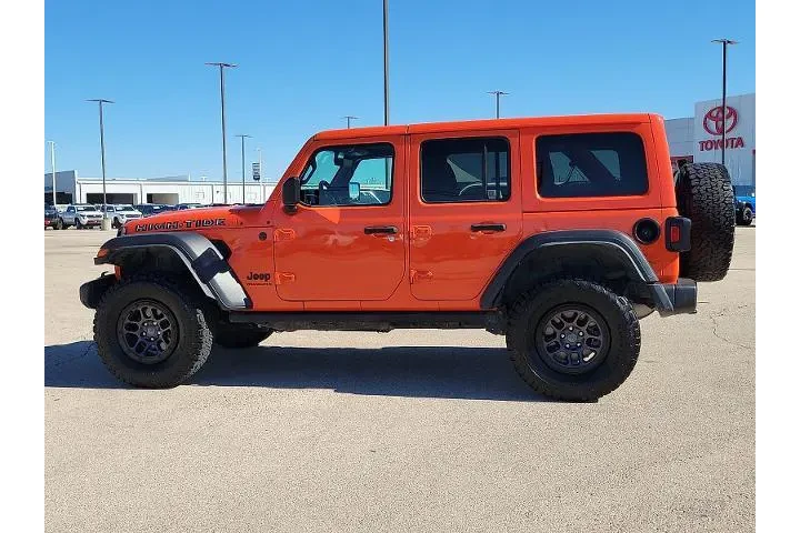 $38118 : Jeep Wrangler 2023 4x4 Sport image 2
