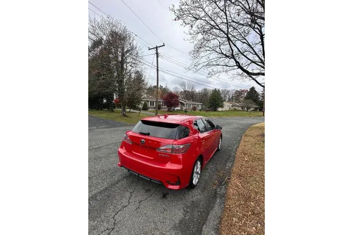 $9999 : Lexus CT 200h 2016 4dr Hatch image 5