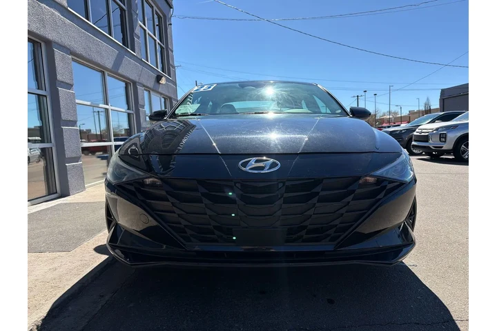 $15995 : 2023 Elantra SEL image 6