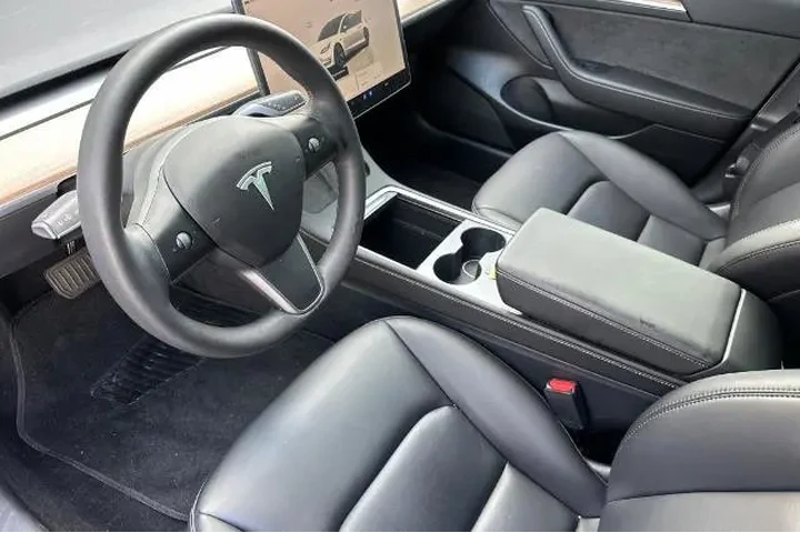 $24516 : Tesla Model 3 2023 4dr Sedan image 4