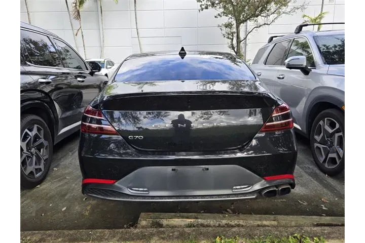 $28789 : Genesis G70 2023 2.0T 4dr Se image 6