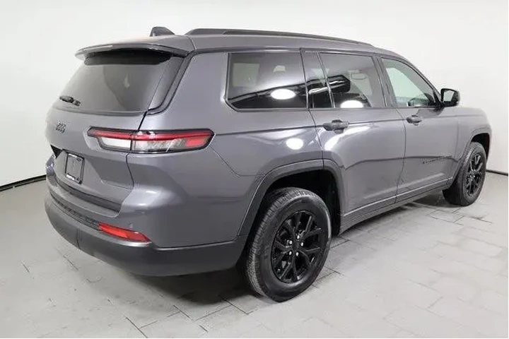 $28750 : Jeep Grand Cherokee L 2024 4 image 5